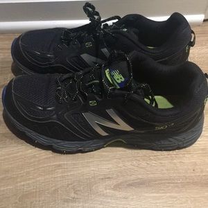 Men’s Black New Balance Sneakers sz 11